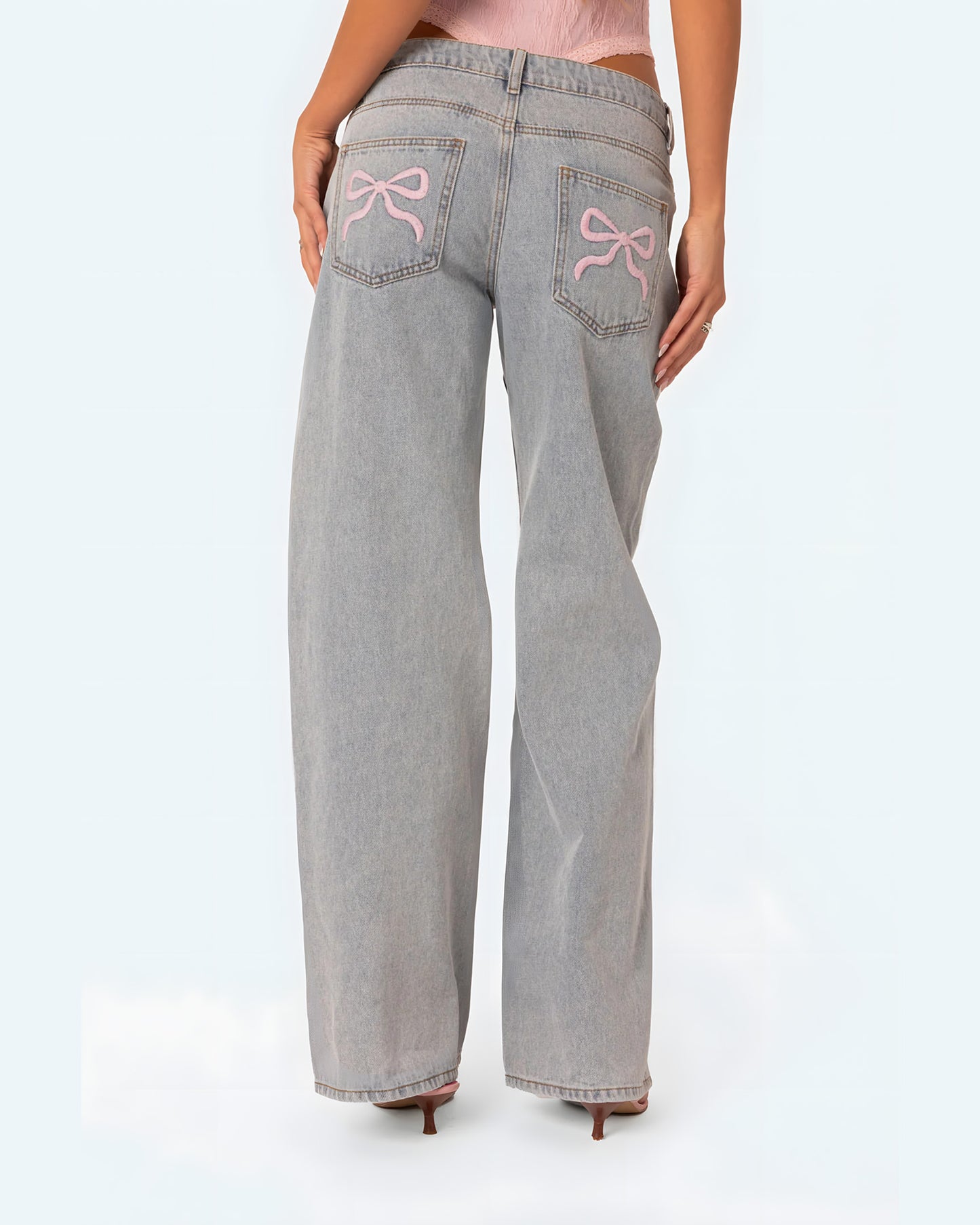 Bow Pocket Relaxed Jeans